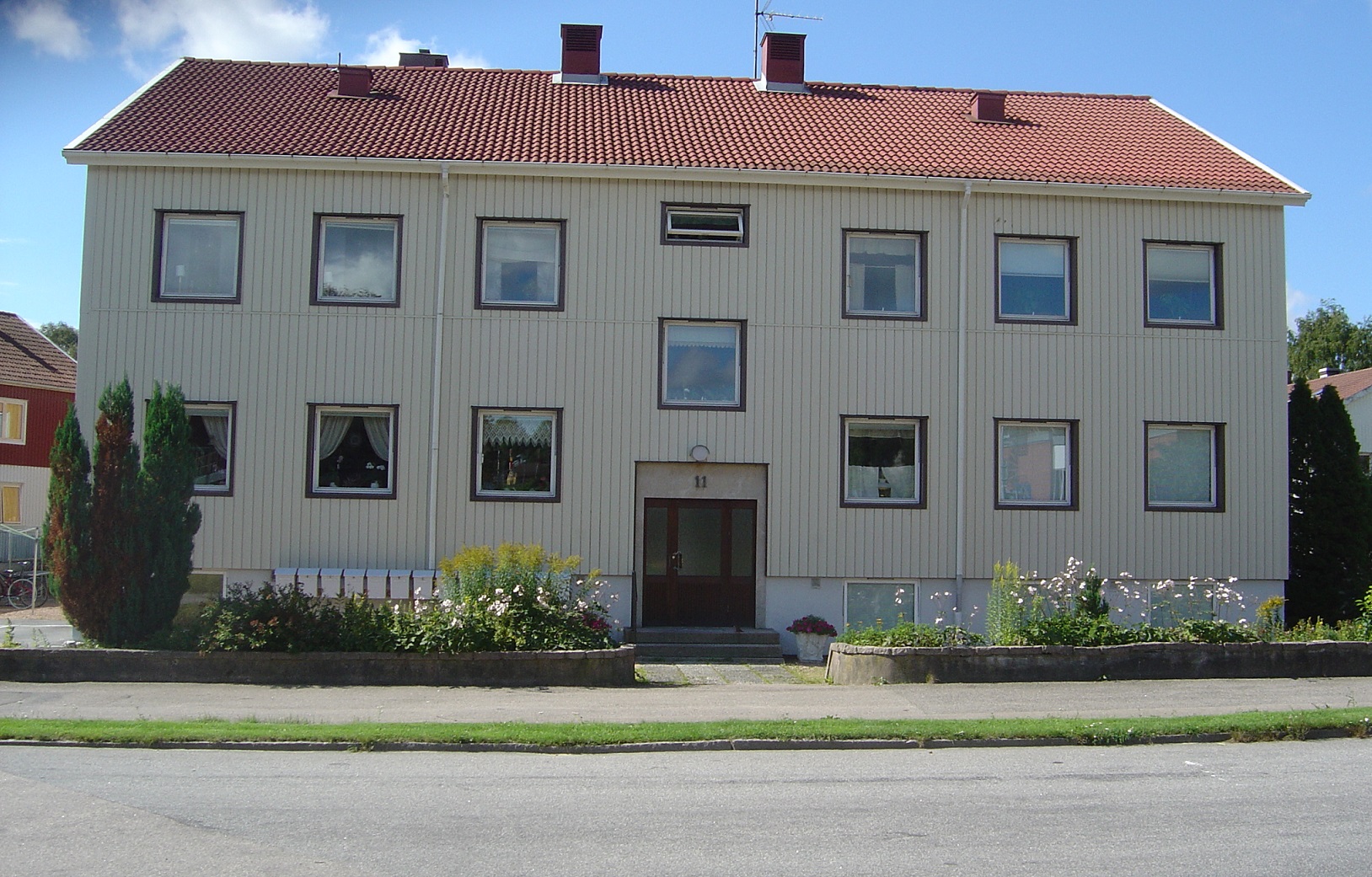 image-10975